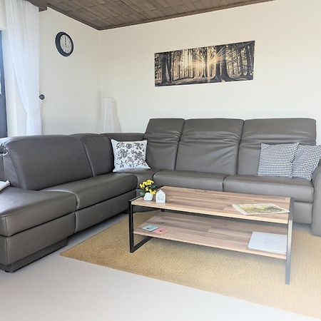 Ferienwohnung Christine Mit Sauna Und Whirlpool Utzerath Exterior foto