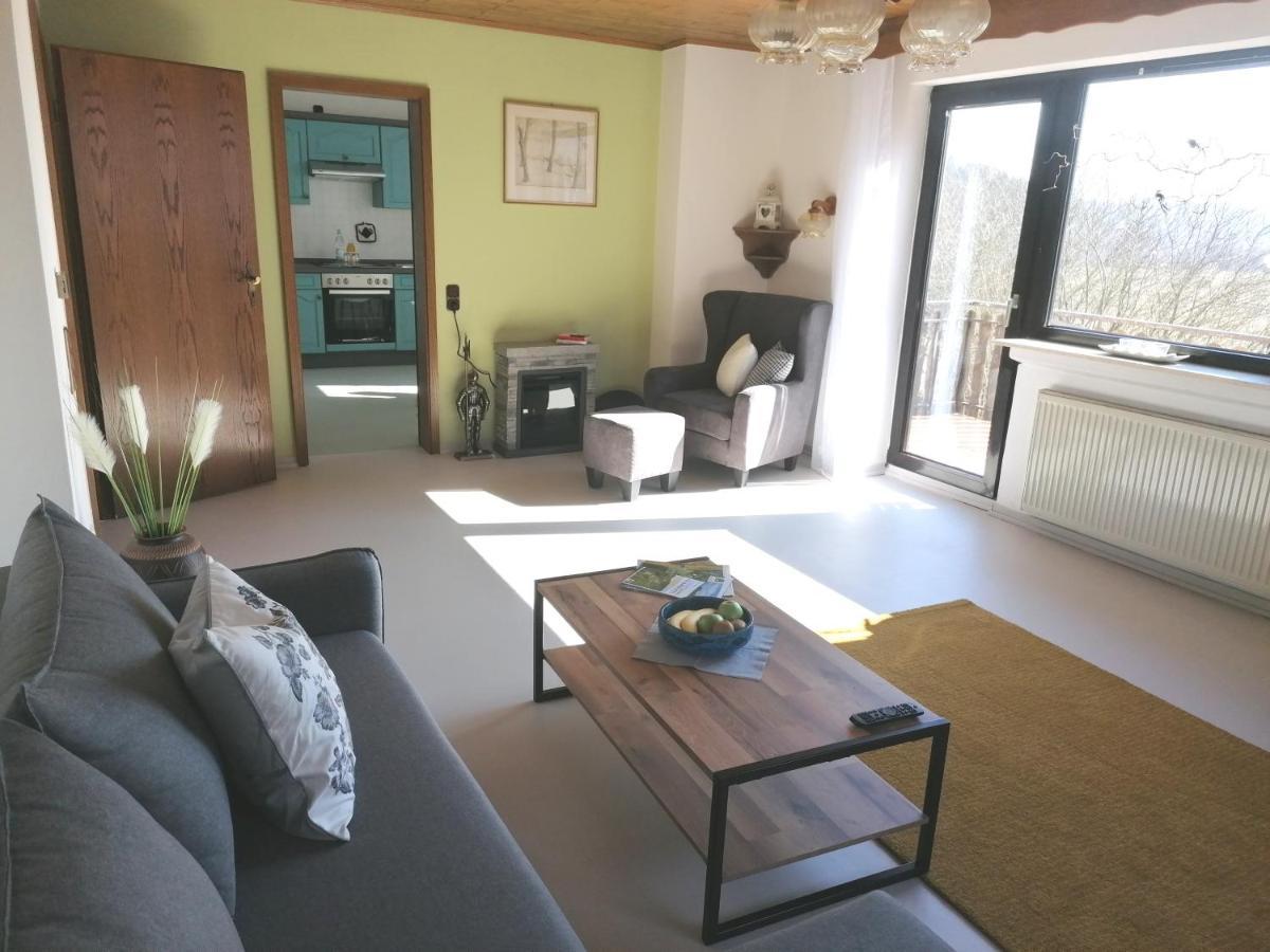 Ferienwohnung Christine Mit Sauna Und Whirlpool Utzerath Exterior foto