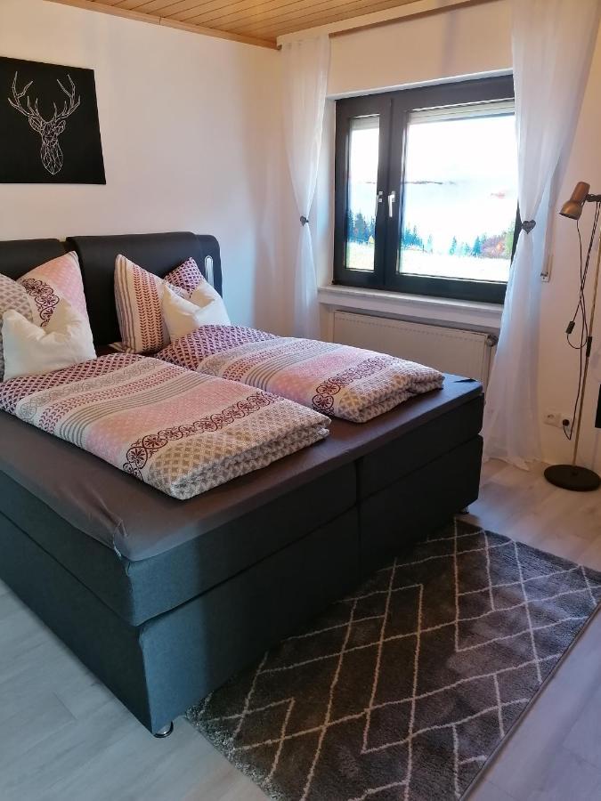 Ferienwohnung Christine Mit Sauna Und Whirlpool Utzerath Exterior foto