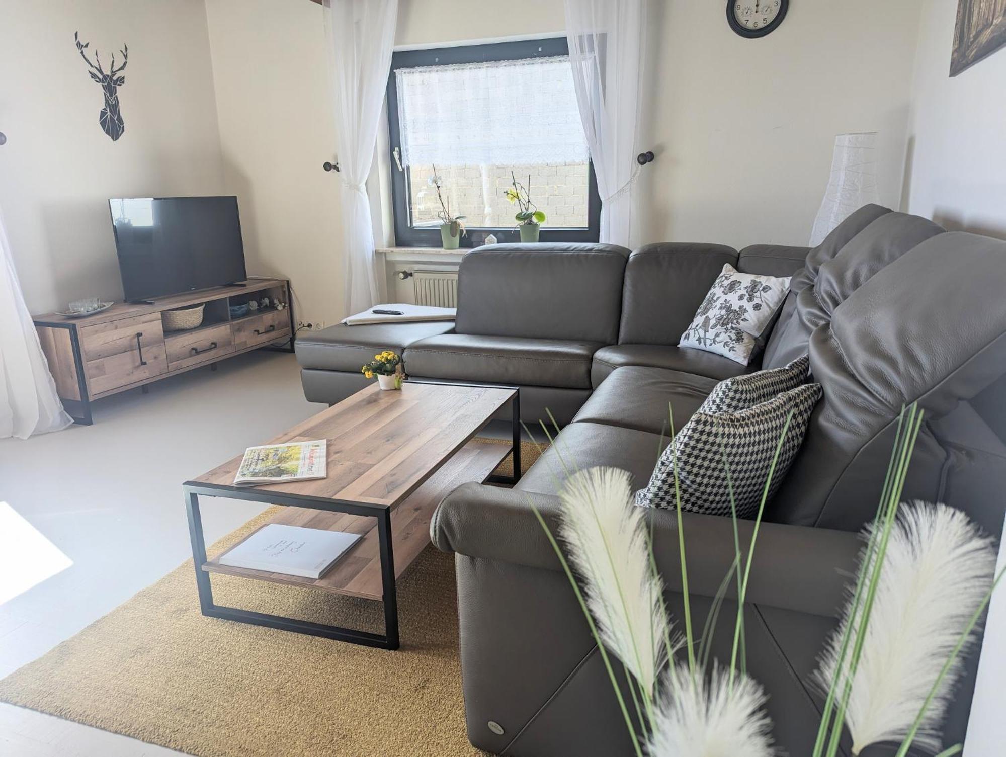 Ferienwohnung Christine Mit Sauna Und Whirlpool Utzerath Exterior foto